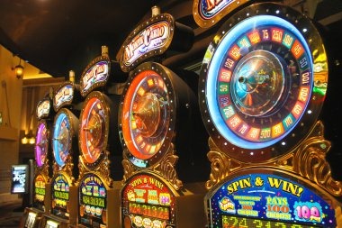Live roulette table at mariatogel link studio with dealer and HD camera setup